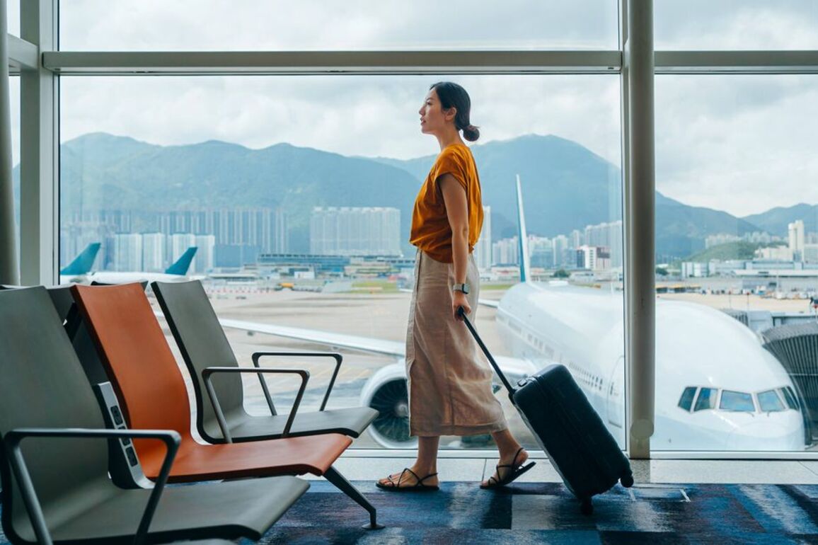 'I'm a doctor  do this to avoid dangerous blood clots during long haul flights'
