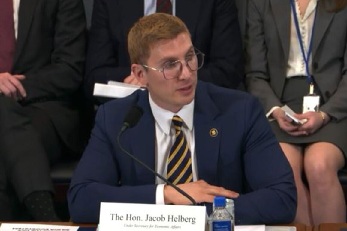 "PM Modi and Trump set goal of increasing overall bilateral trade flows to 500 bn dollars": US Under Secy of State Jacob Helberg