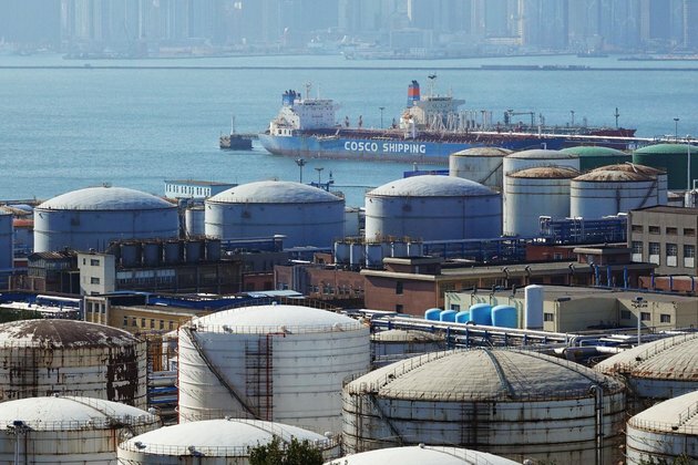 China&#039;s Record Oil Imports Spark Security Concerns