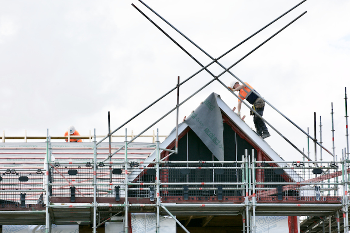 Apprentice drop-out rate concerns building sector  Daily Business
