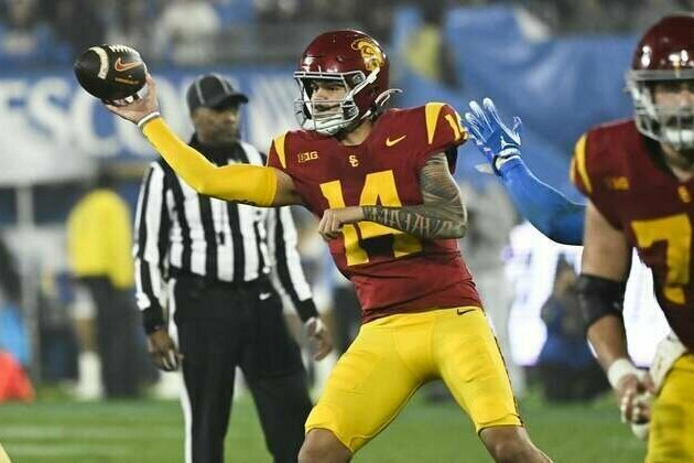 After ugly loss, No. 23 Illinois plots turnaround vs. No. 21 USC
