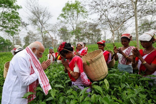 Assam polls will mark "century of defeats for Cong' self-proclaimed prince," says PM Modi; Cong calls it "govt of double-slavery"