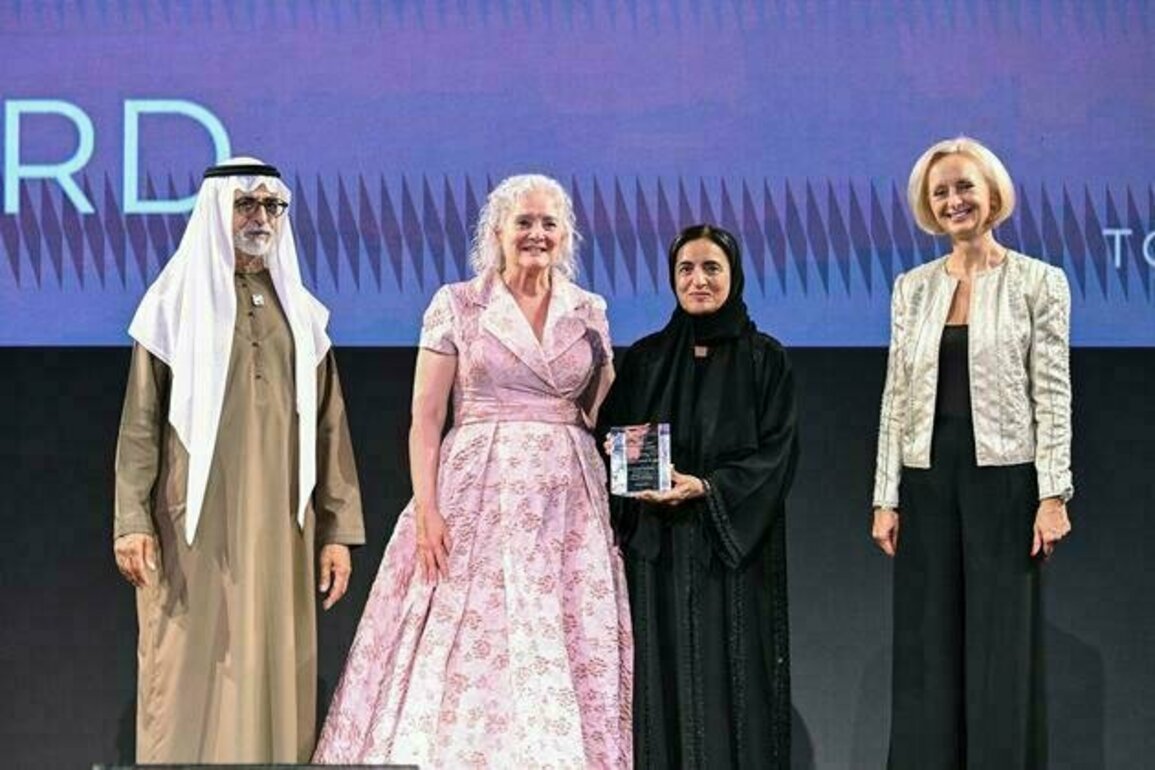 American Community School of Abu Dhabi honours Sheikha Lubna bint Khalid Al Qasimi