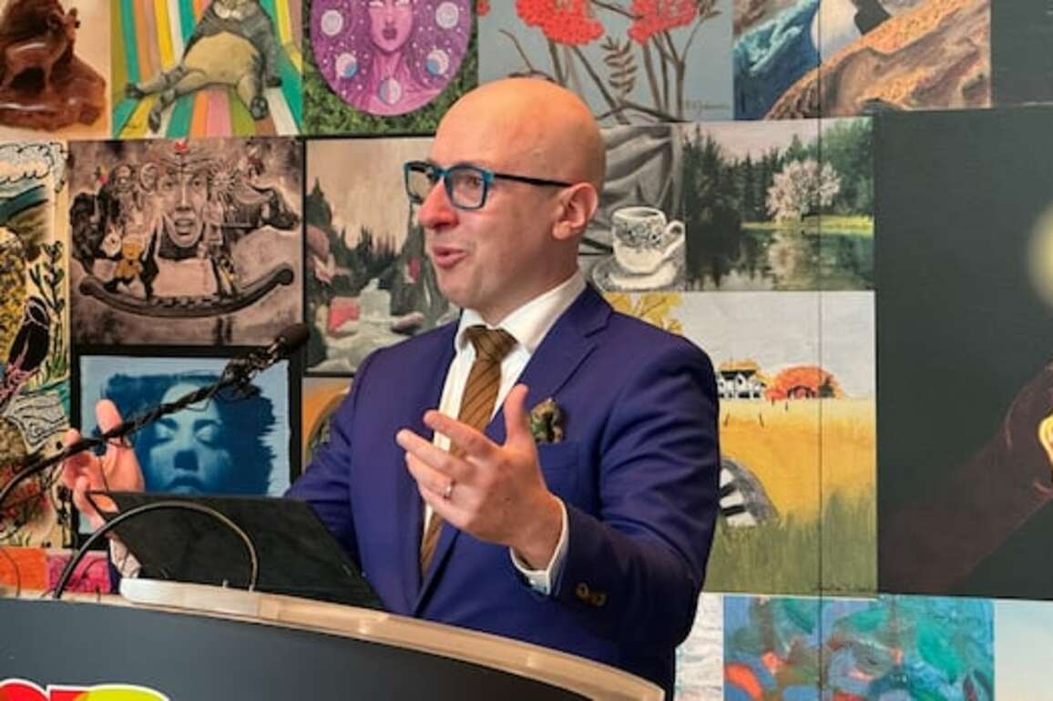 Longtime Edmonton city councillor Andrew Knack to run for mayor