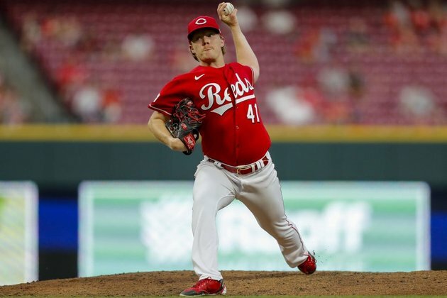 MLB roundup: Andrew Abbott, Reds blank Brewers
