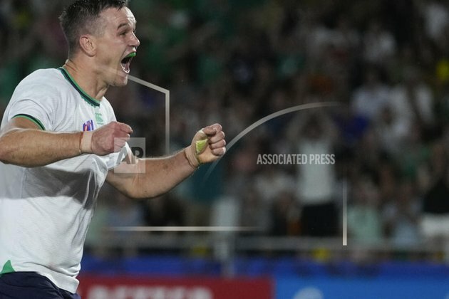 Ireland overwhelm Tonga as Wales outmuscle Portugal