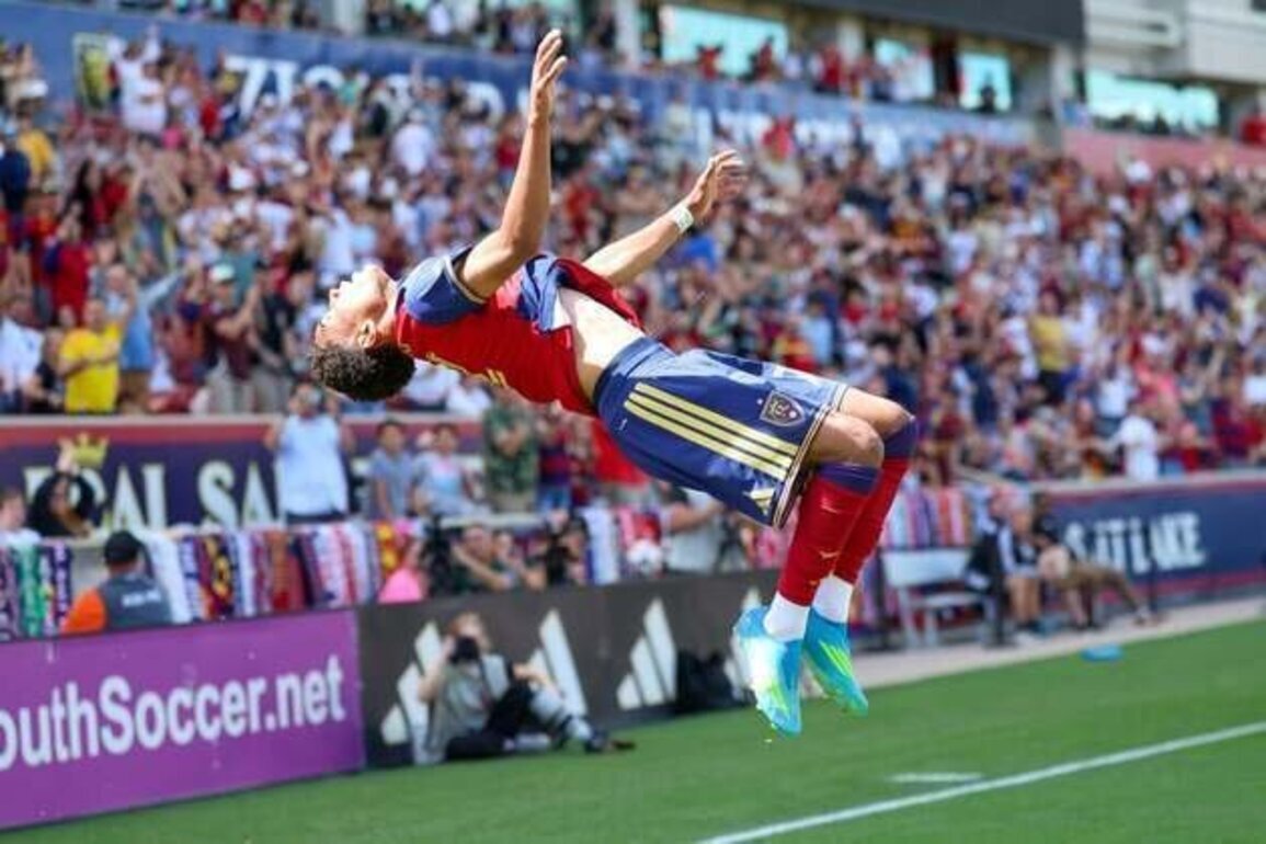Real Salt Lake dominates Portland to snap losing streak