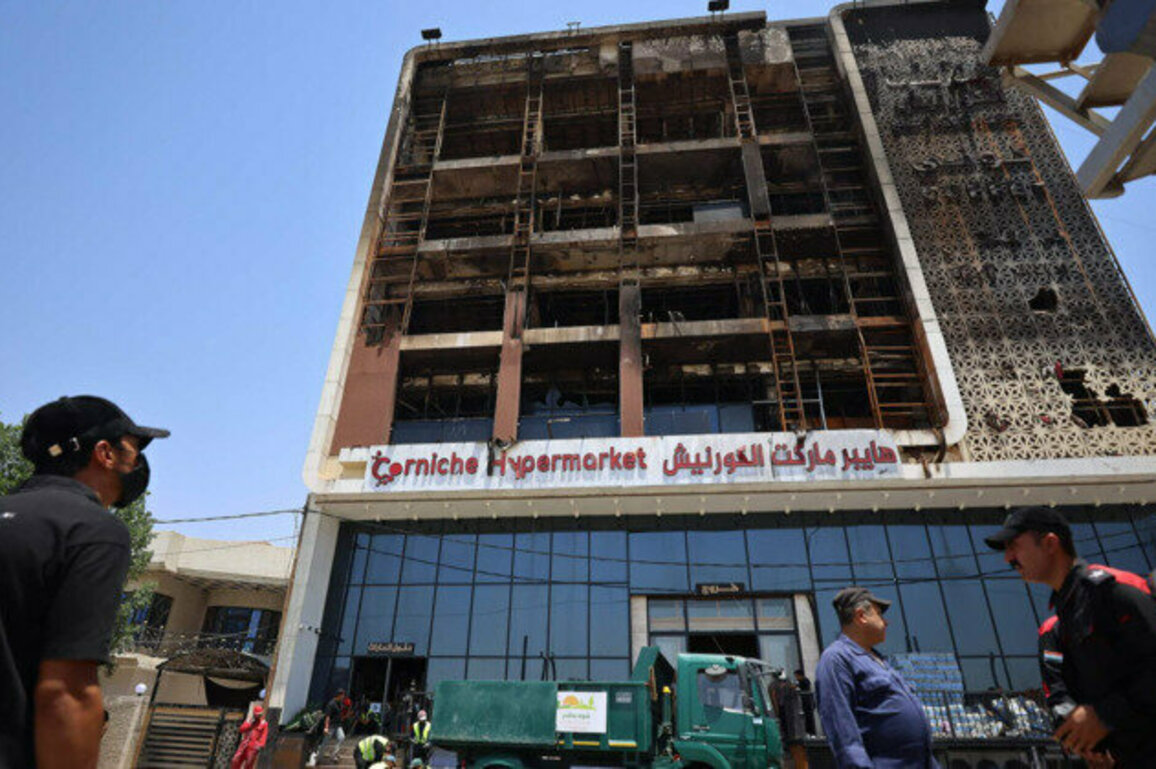 Fire at mall in Iraq leaves at least 69 dead, officials say