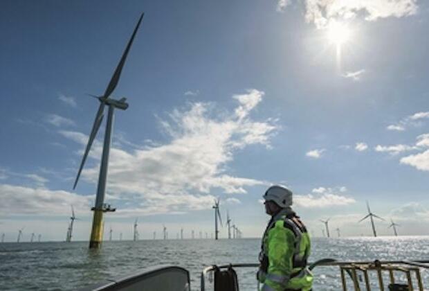 UK to lease seabed for building of new offshore wind farms