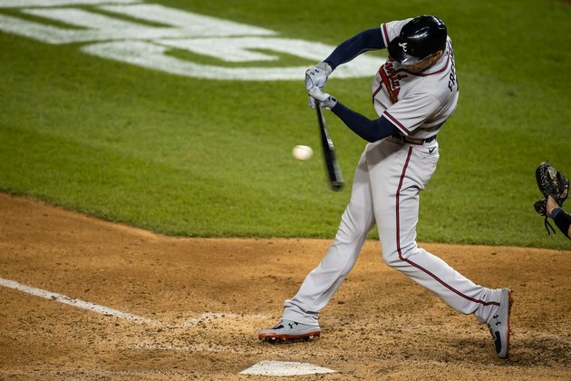 Division lead up for grabs in Braves-Marlins series
