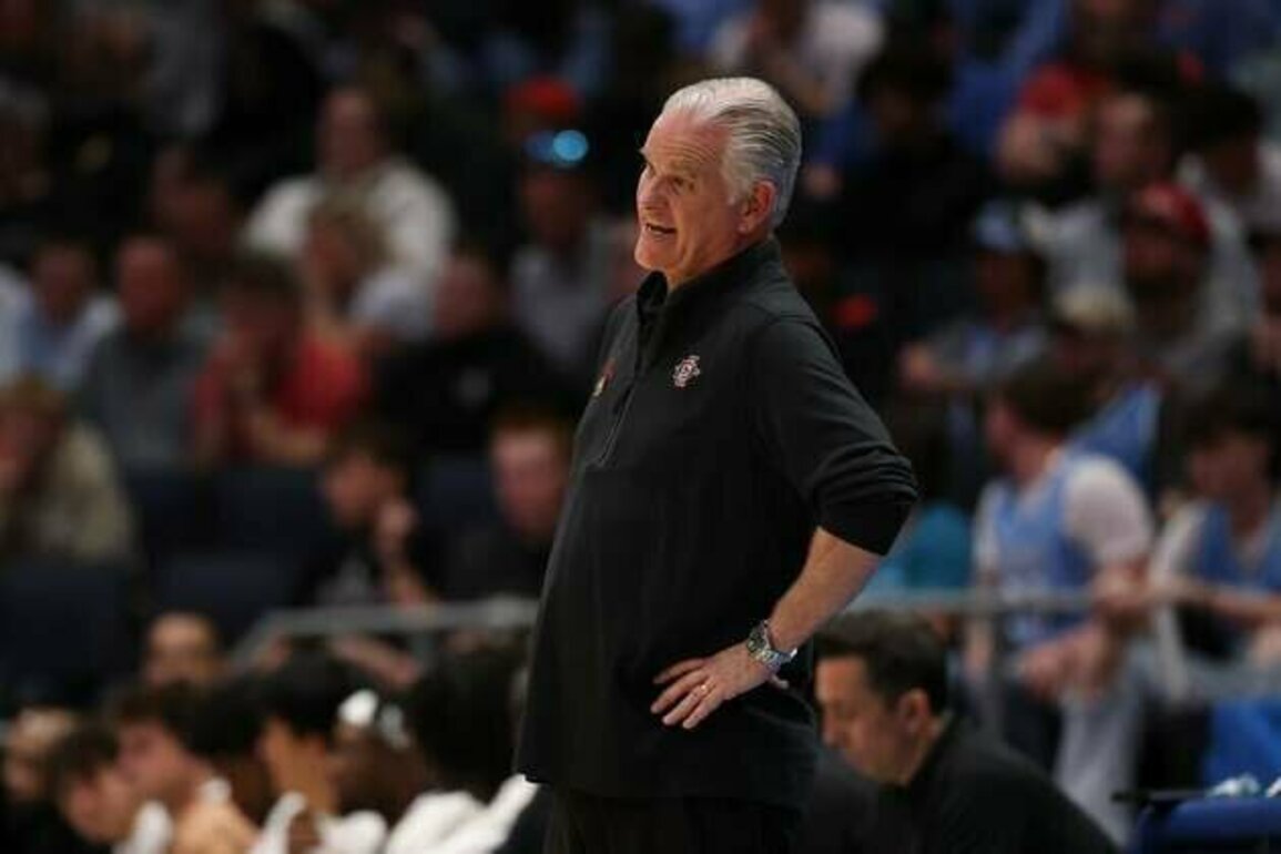 Strong shooting helps San Diego State take down Oregon