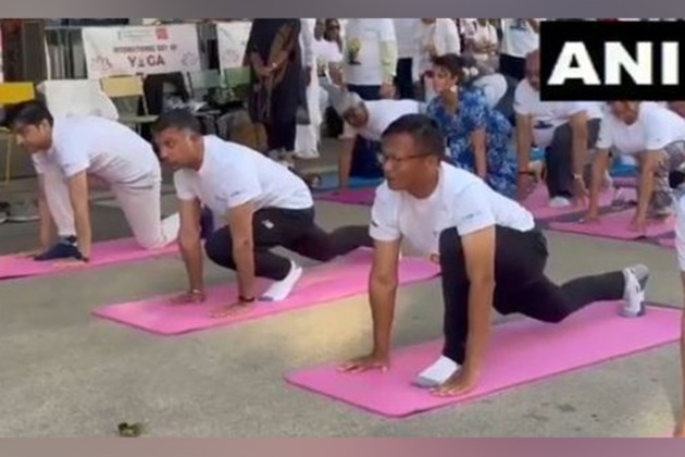 India's High Commissioner leads Yoga Day celebrations in London