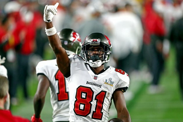 Antonio Brown settles lawsuit with ex-trainer