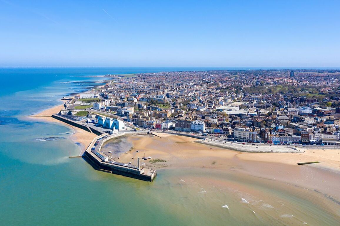 The UK's best picturesque seaside towns to move to in 2025