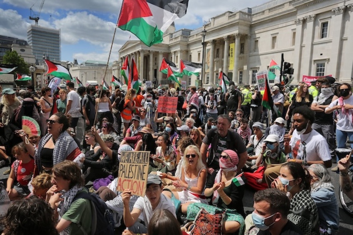 94% of UK parliamentarians move to ban Palestine support group
