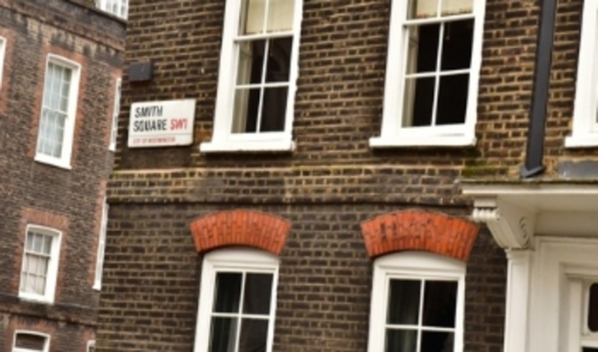 © Pack-Shot / Shutterstock.com.