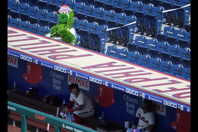Phillies to work out following no new positive tests