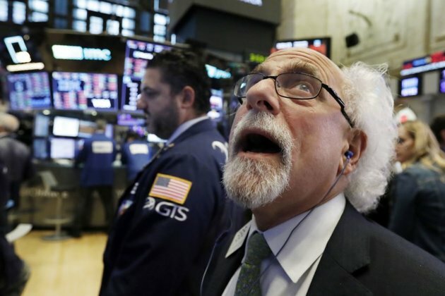 Dow Drops 800-Plus Points as US Stocks Dip Sharply