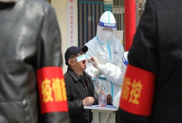 Anger brews over Covid-19 lockdown in Shanghai as cases continue to spike