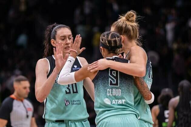 Liberty get primed for playoffs while woeful Sky play out the string
