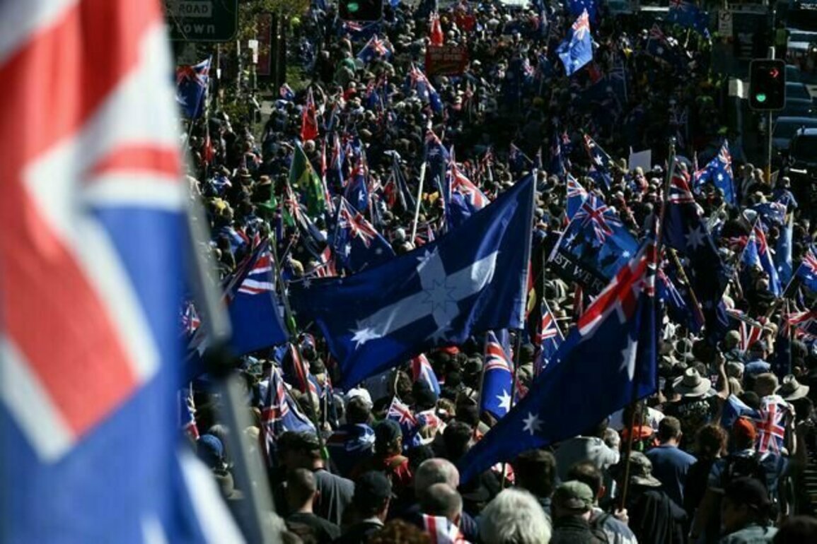 Why the Eureka flag and other 'alternative national flags' were claimed by anti-immigration protesters