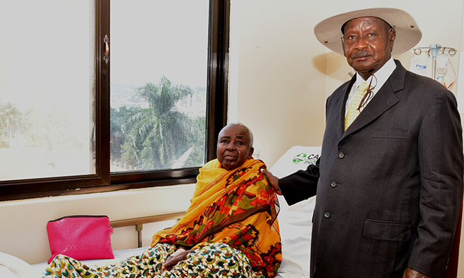 Museveni visits Rwenzururu queen mother in hospital Museveni visits Rwenzururu queen mother in hospital