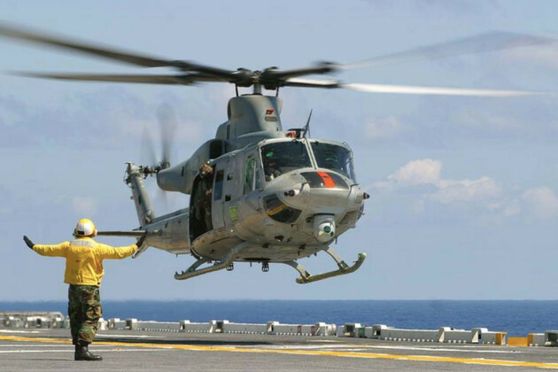 Camp Pendleton helicopter makes emergency landing in South Bay
