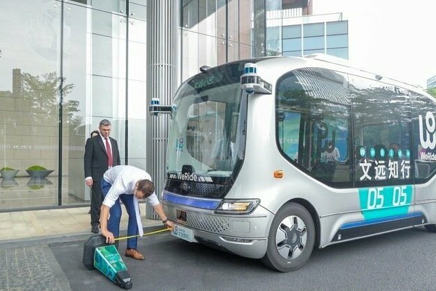 RTA observes Dubai World Challenge for Self-Driving Transport field tests in China