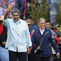 Photo Flash | Venezuela's vice president says government does not know whereabouts of Maduro and his wife