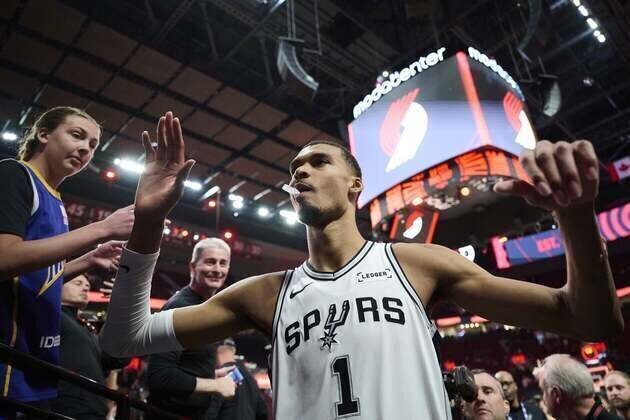 NBA roundup: Spurs storm past Blazers in Victor Wembanyama's return