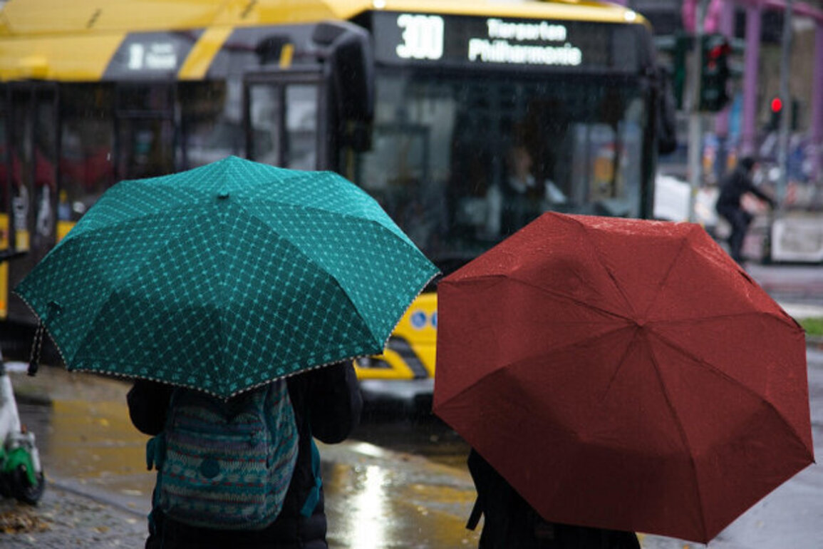 Rain and Snow to Sweep Across Bulgaria Through Sunday