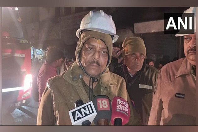 Mathura cloth showroom gutted in fire, property worth lakhs lost