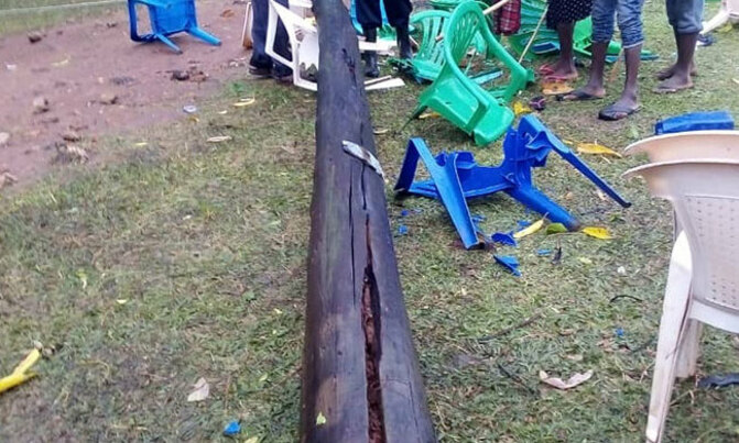 Man dies after being hit by electric pole Man dies after being hit by electric pole