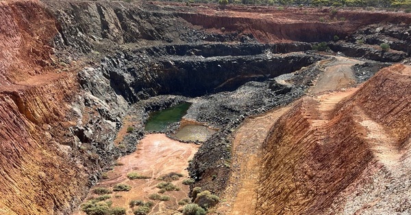 Lowell backs Auric's expanded gold acceleration push