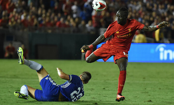 Fabregas redcarded as Chelsea beat Liverpool Fabregas redcarded as Chelsea beat Liverpool