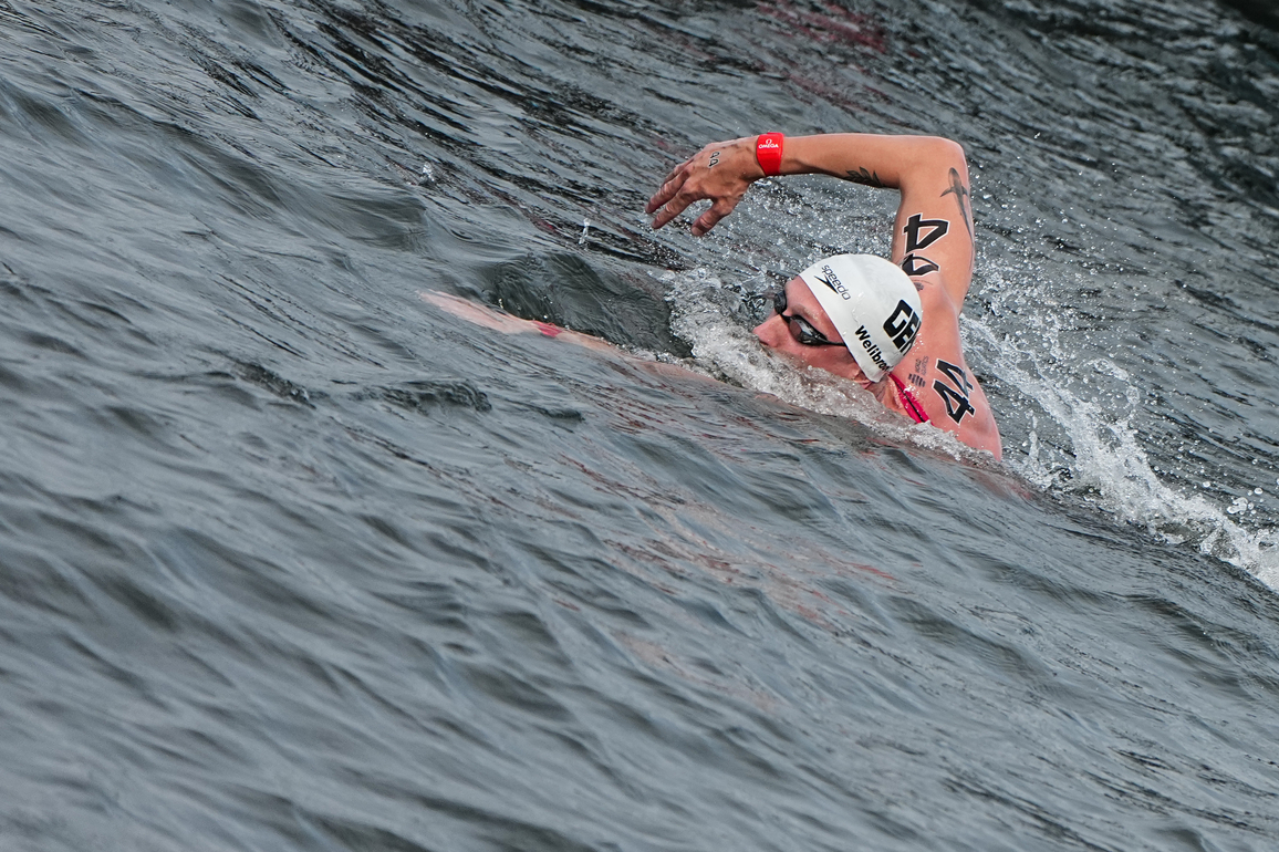 (SP)SINGAPORE-OPEN WATER-WORLD AQUATICS CHAMPIONSHIPS-MEN'S 3KM KNOCKOUT SPRINT