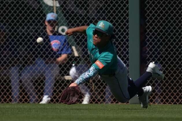 Mariners call up No. 3 prospect Michael Arroyo