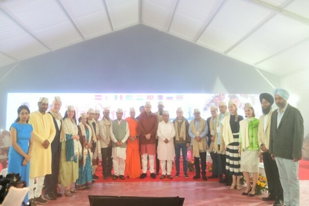 Uttarakhand CM hosts foreign diplomats on eve of International Yoga Day