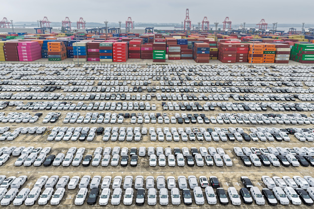 Xinhua Headlines: China's foreign trade sees high-quality growth despite headwinds, brings opportunities to world