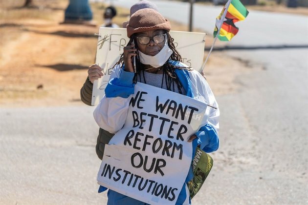 EXPLAINER | What you need to know about what&#039;s happening in Zimbabwe