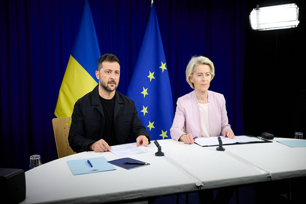 Zelenskyy thanks US for security guarantees, calls for trilateral talks with Russia
