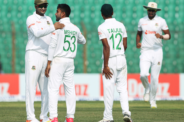 Mehidy's 5-fer helps Bangladesh secure 34-run lead over Pakistan on Day 3 of Dhaka Test