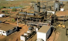 A 4500t bulk sample of conglomerate gold is to be treated through the Radio Hill plant.