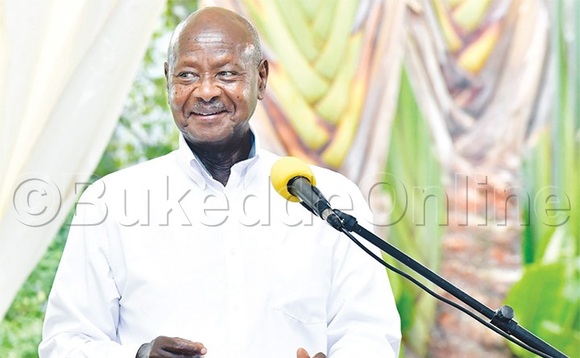 Pulezidenti Museveni. Pulezidenti Museveni.