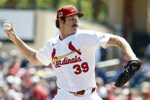 Cards' Miles Mikolas bids for bounce-back effort vs. Phillies