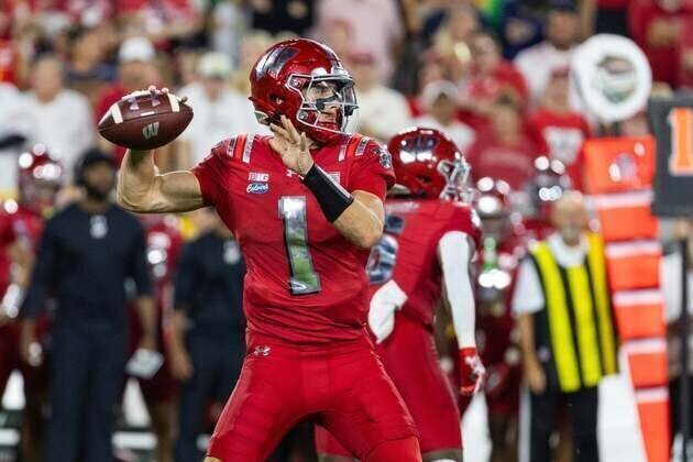 Wisconsin's short week forces immediate focus on Western Illinois