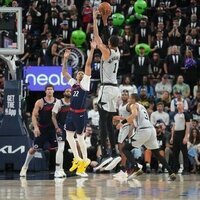 Spurs hold on for win over Kawhi Leonard-less Clippers