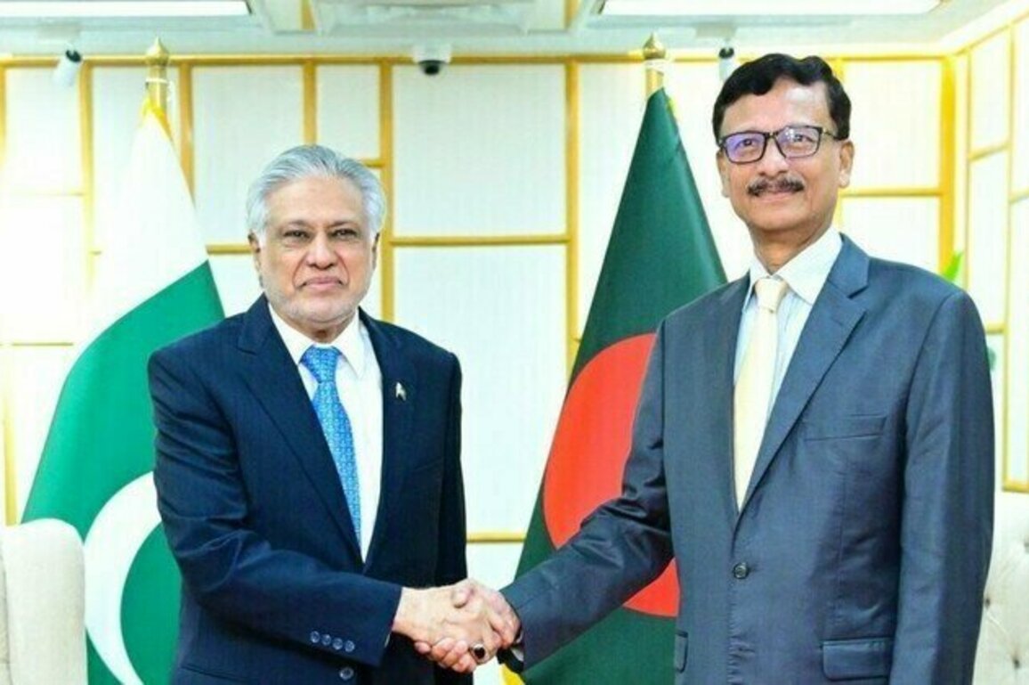 Pakistan and Bangladesh agree to boost ties