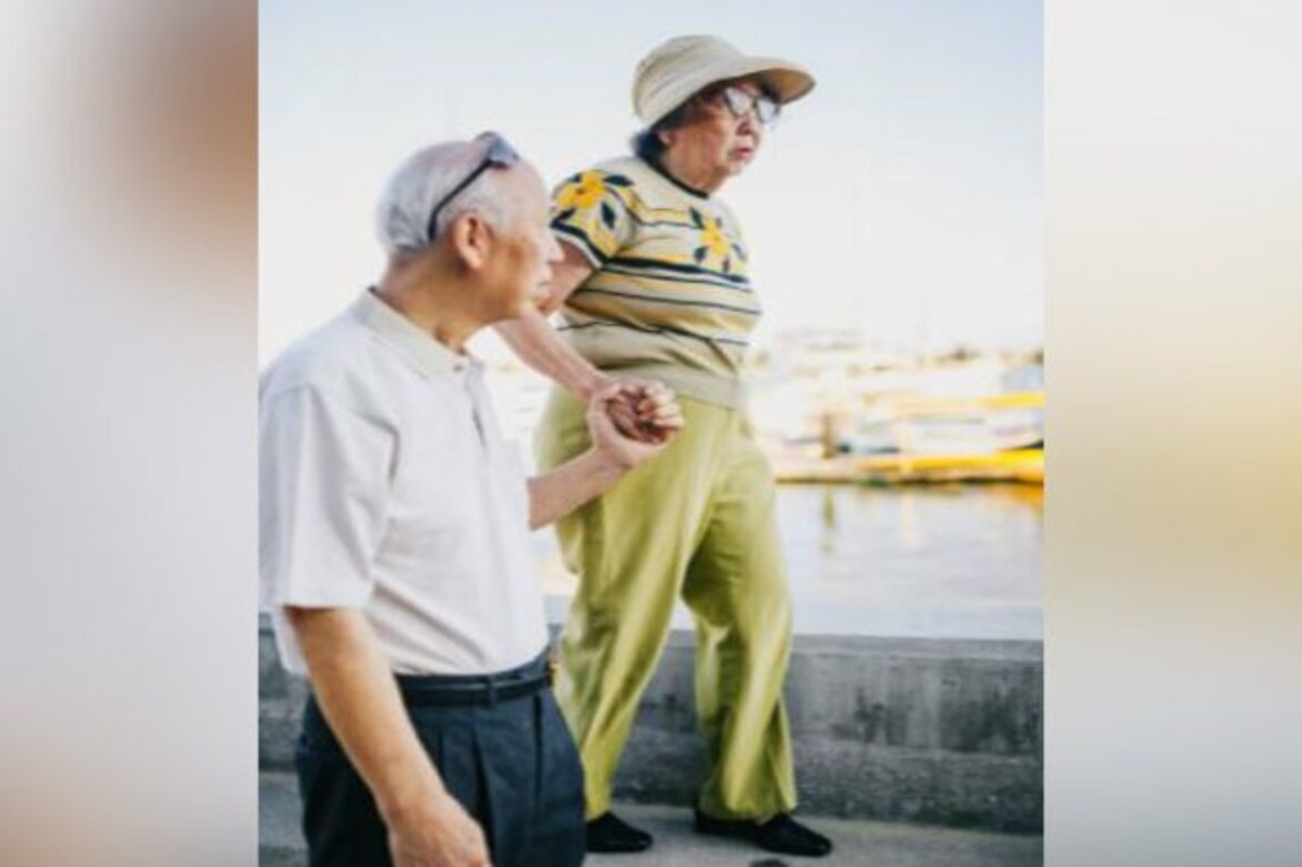 Older people with abdominal fat develop mobility problems
