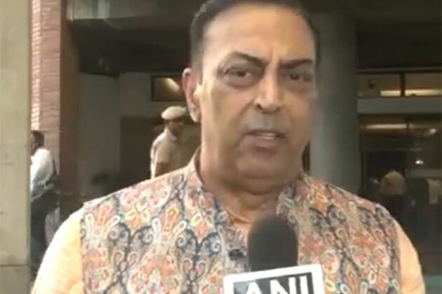"Neighbouring state needs to realise...": Vindu Dara Singh on tensions between India, Pakistan